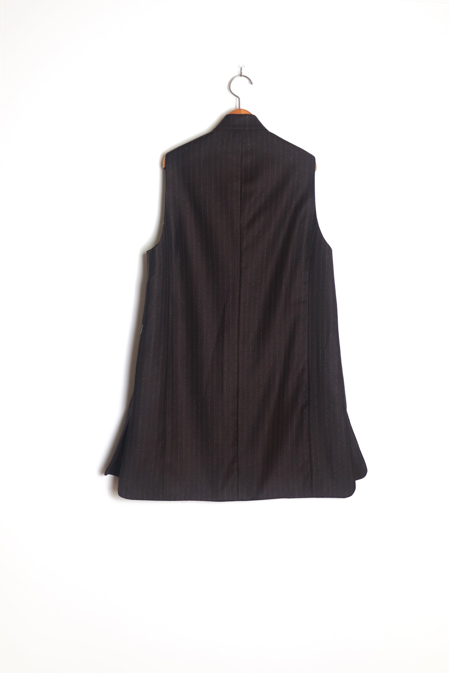 Pointed Collar Wool Vest